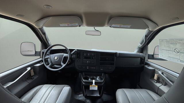 2026 Chevrolet Express 3500