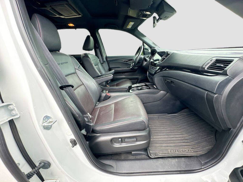 2021 Honda Pilot Black Edition