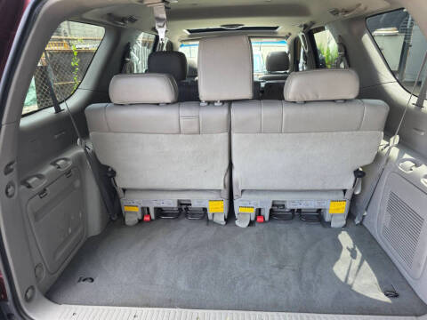 2006 Toyota Sequoia SR5