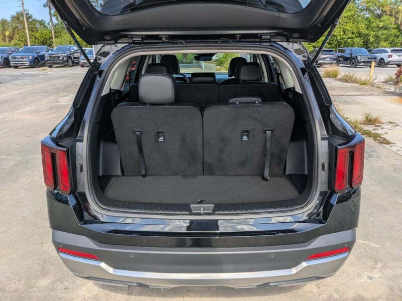 2025 Kia Sorento S