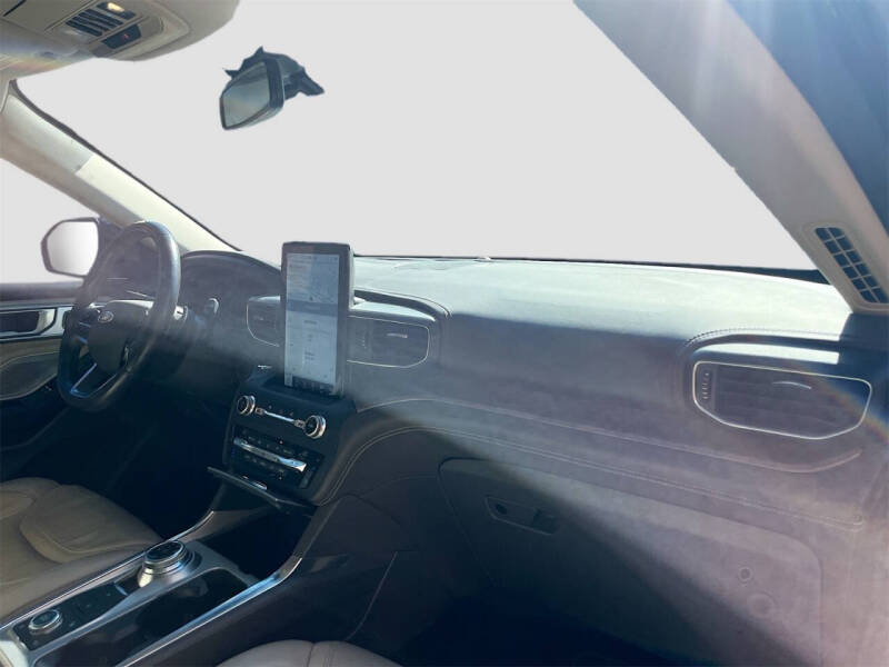 2020 Ford Explorer Platinum