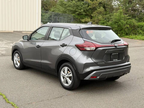 2023 Nissan Kicks S
