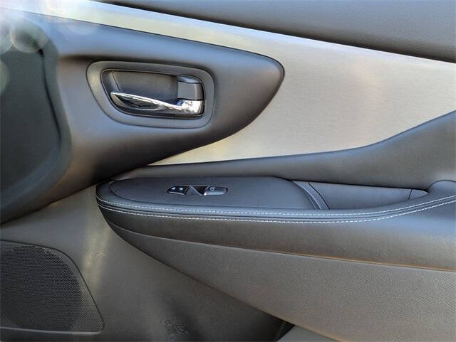 2022 Nissan Murano SL