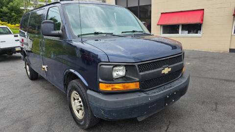 2015 Chevrolet Express for sale at I-Deal Cars LLC in York PA