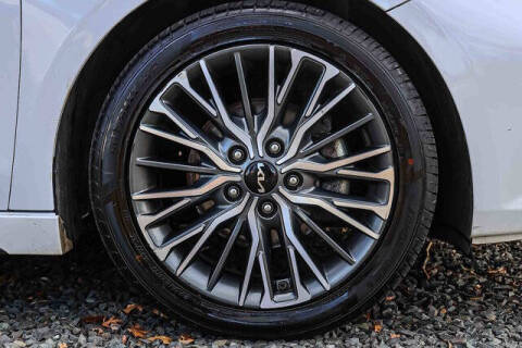 2022 Kia Forte GT Line