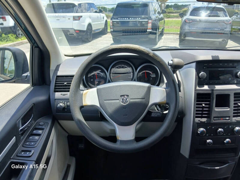 2009 Dodge Grand Caravan SE