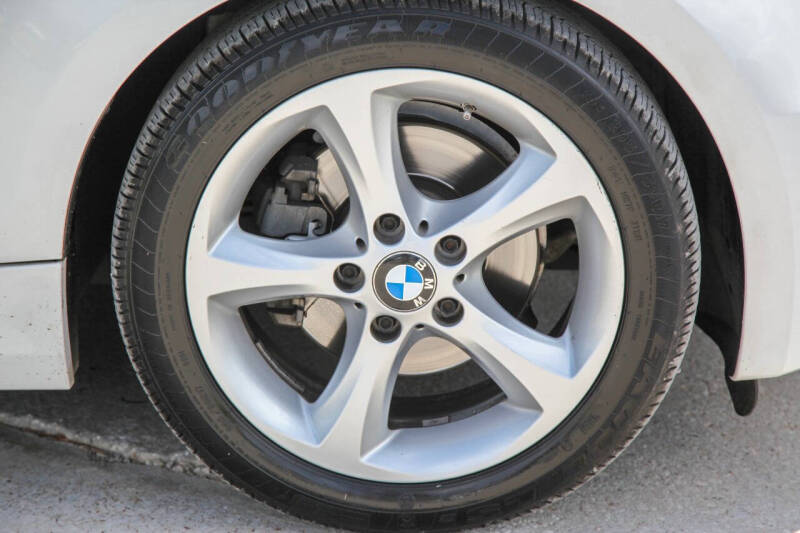 2011 BMW 1 Series 128i
