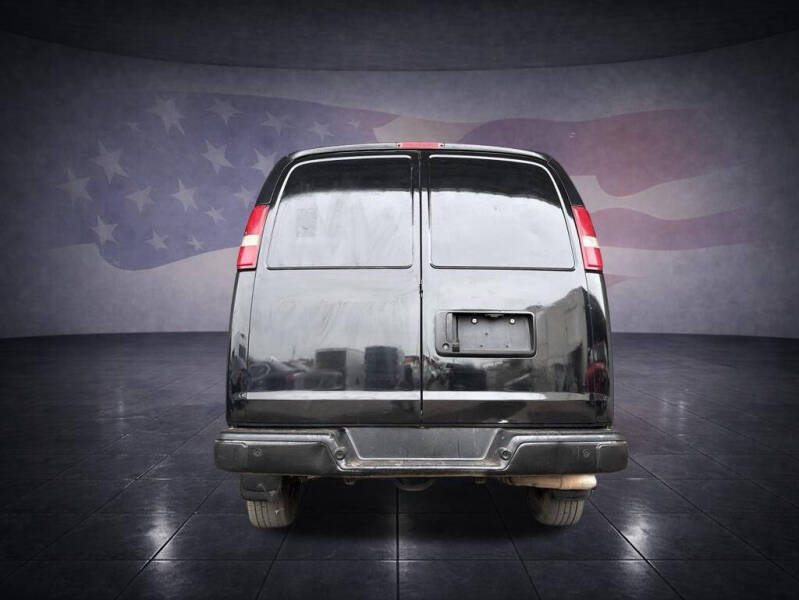 2018 Chevrolet Express 2500