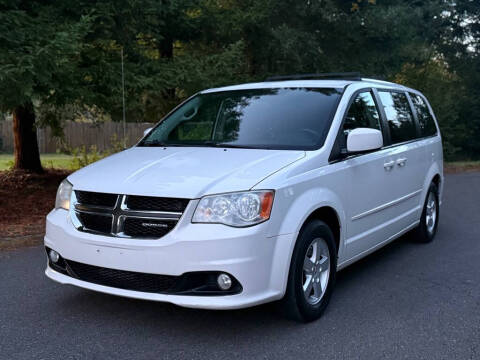 2011 Dodge Grand Caravan for sale at Venture Auto Sales in Puyallup WA