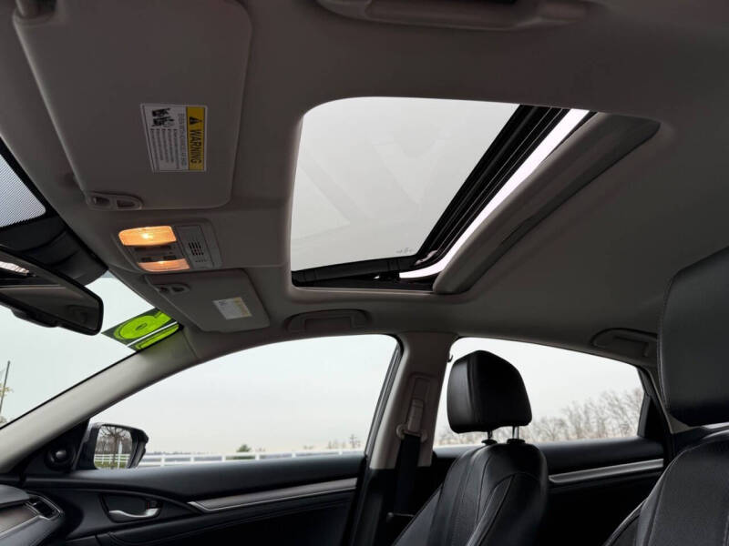 2016 Honda Civic Touring