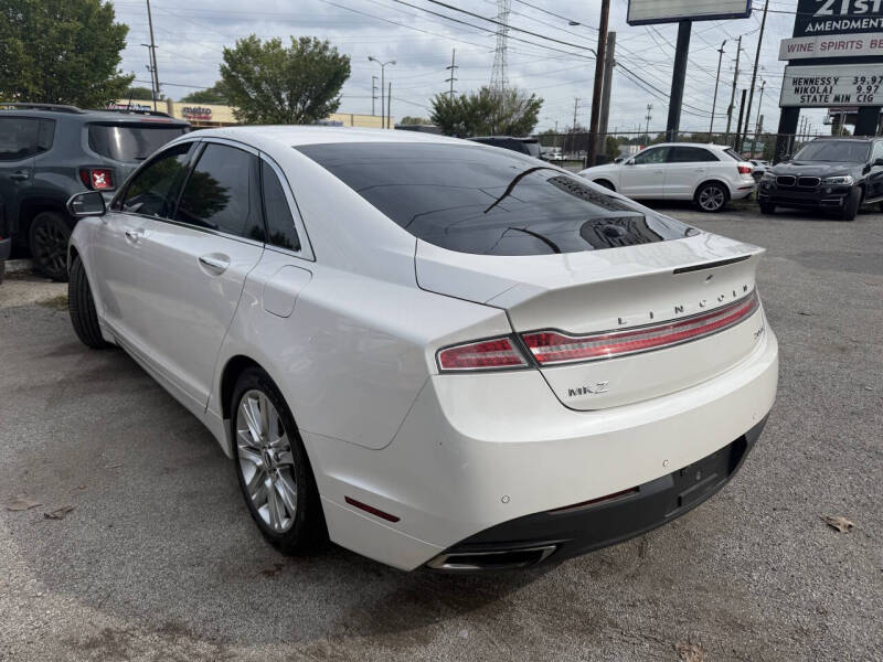 2014 Lincoln MKZ