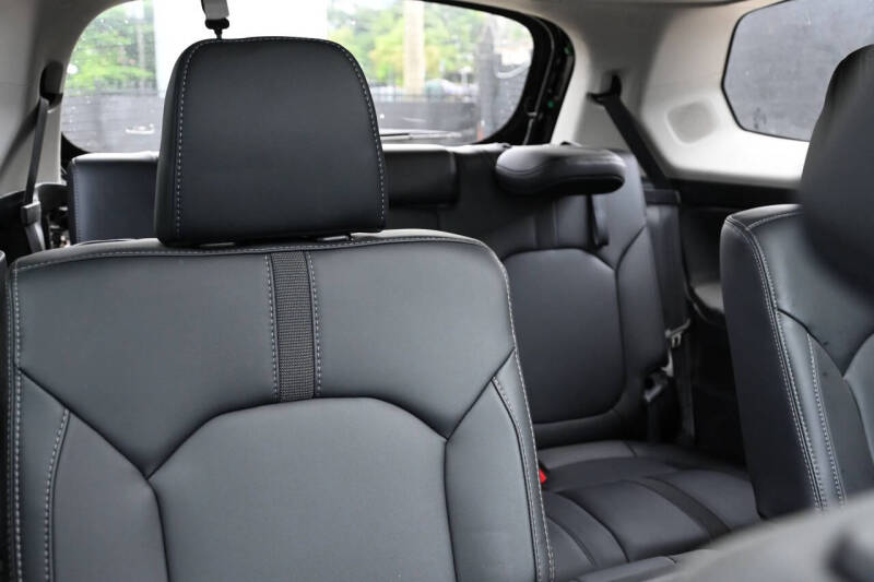 2023 Honda Pilot Touring