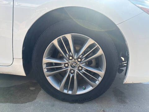 2016 Toyota Camry SE