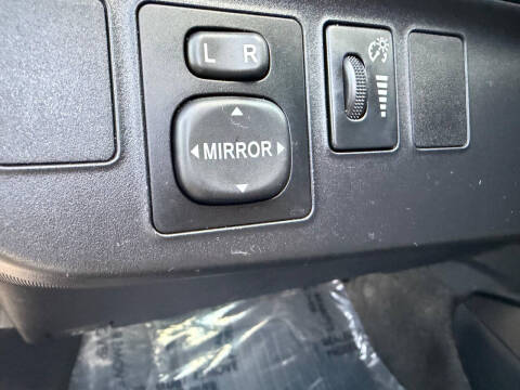 2014 Toyota Prius c Three