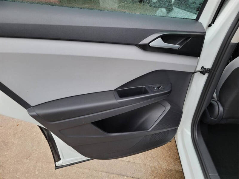 2022 Volkswagen Taos S