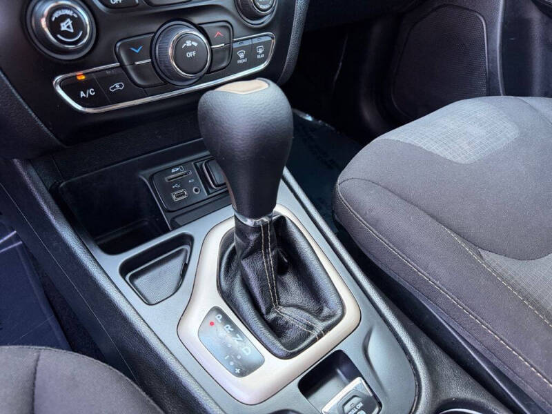 2017 Jeep Cherokee Latitude
