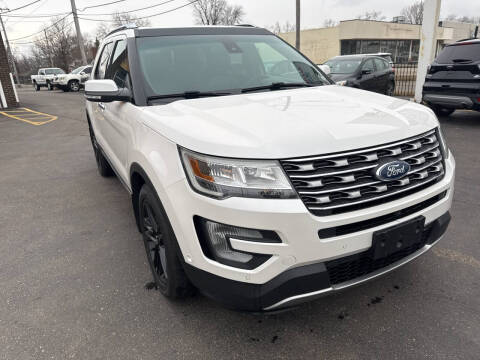 2017 Ford Explorer for sale at Summit Palace Auto in Waterford MI