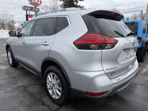 2017 Nissan Rogue SV