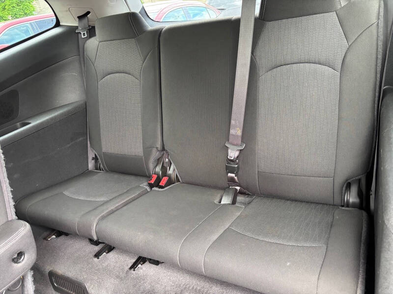 2017 Chevrolet Traverse LT