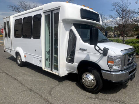 2012 Ford E-450