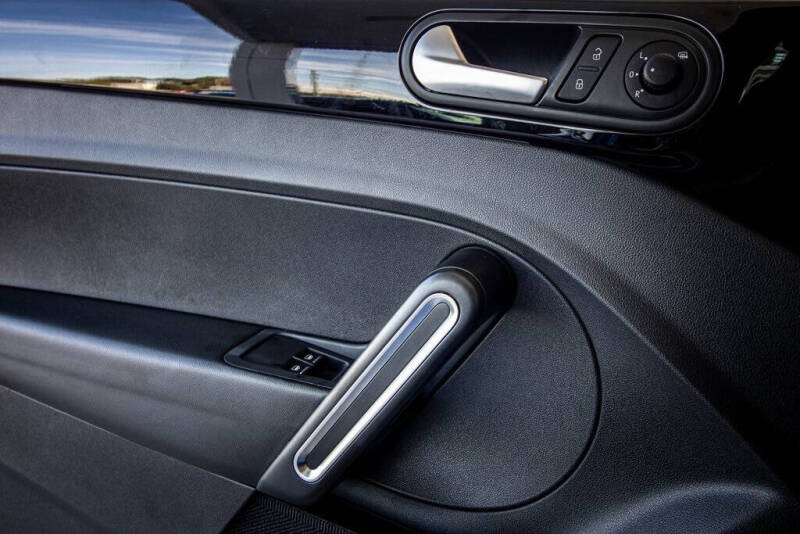 2014 Volkswagen Beetle Convertible