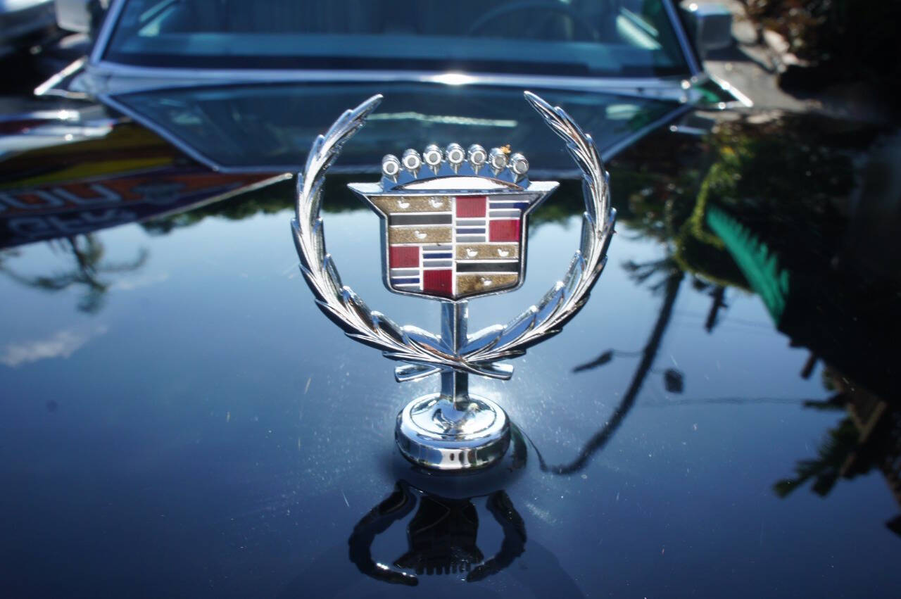 1976 Cadillac Seville 23