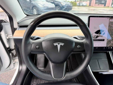 2020 Tesla Model 3 Standard Range Plus