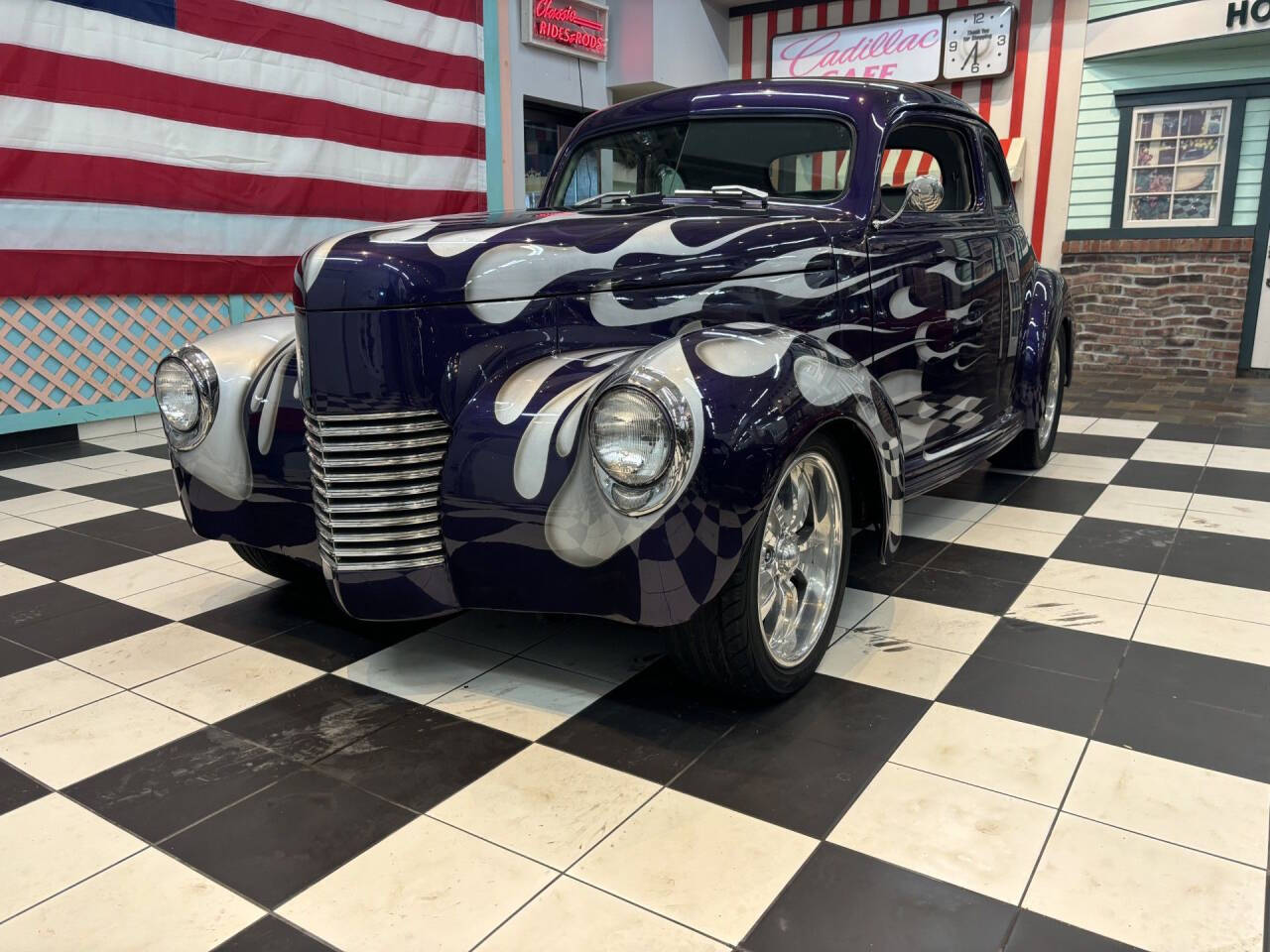 1939 Studebaker Starlight 1