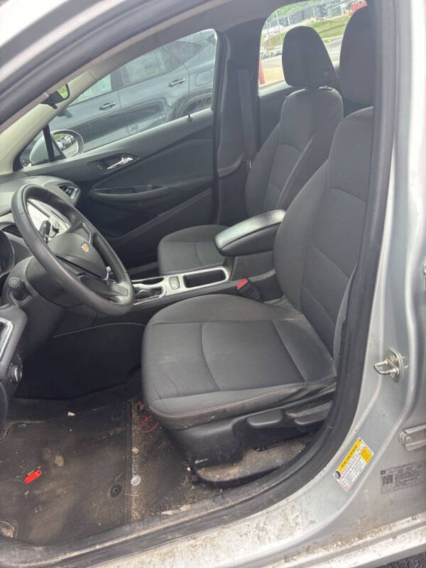 2018 Chevrolet Cruze LS Auto
