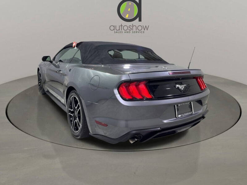 2022 Ford Mustang EcoBoost Premium