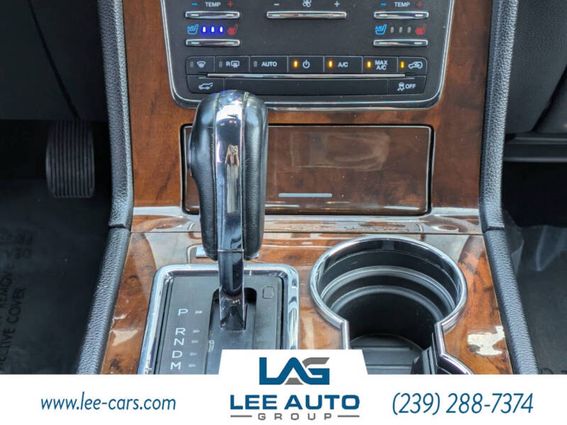 2017 Lincoln Navigator Select