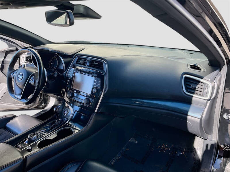 2021 Nissan Maxima 3.5 SR