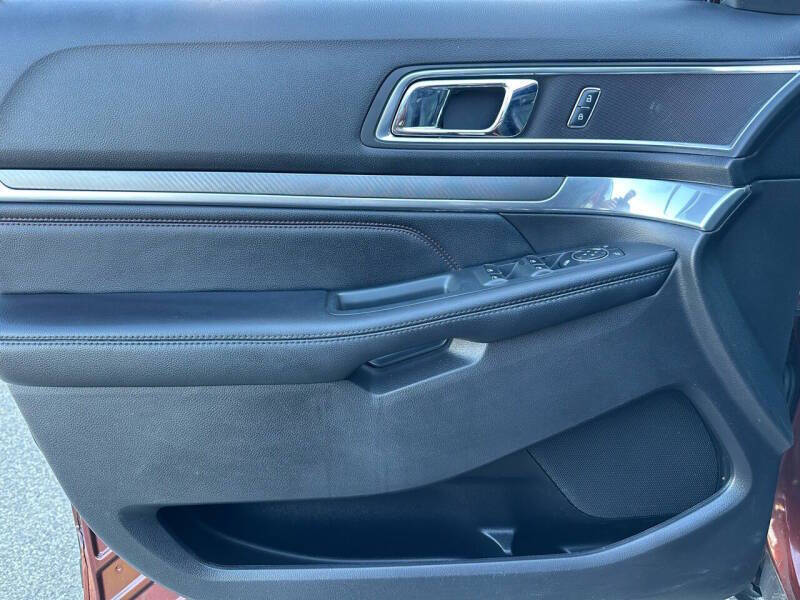 2016 Ford Explorer Sport