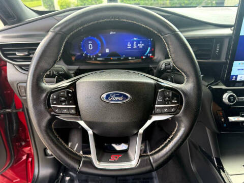 2023 Ford Explorer ST