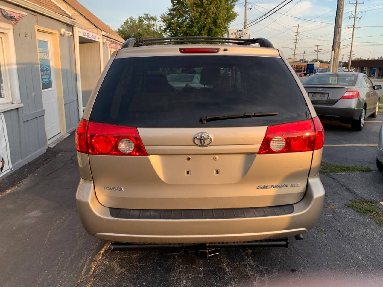 2007 Toyota Sienna for sale at Sawan Auto Sales Inc in Palatine, IL