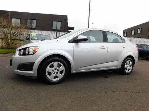 2013 Chevrolet Sonic LS Auto