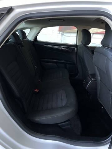 2019 Ford Fusion Hybrid SE