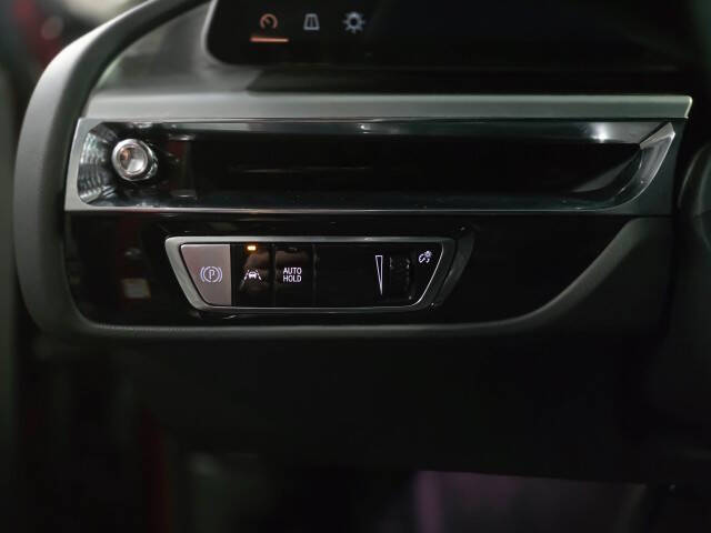 2024 Cadillac LYRIQ Sport 1