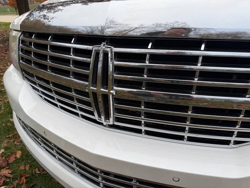 2012 Lincoln Navigator L