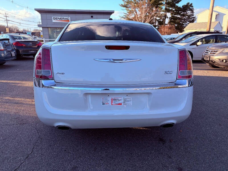 2013 Chrysler 300