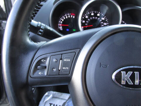 2013 Kia Soul +