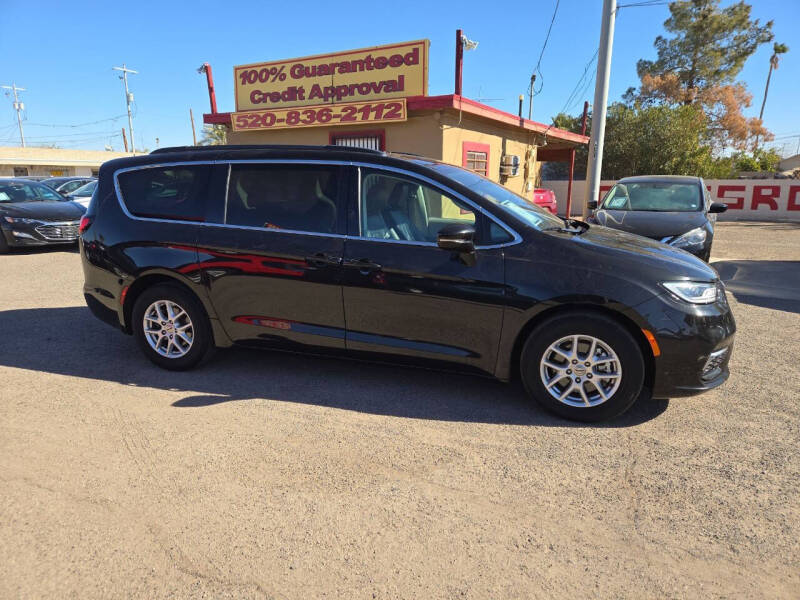 2022 Chrysler Pacifica for sale at CROSSROADS AUTO CENTER in Casa Grande AZ