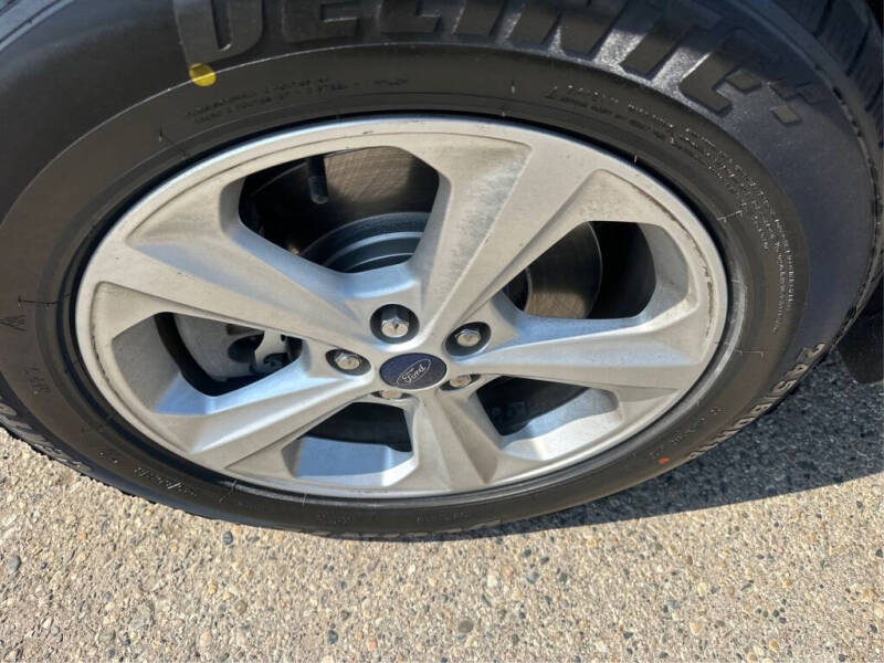 2018 Ford Edge SE