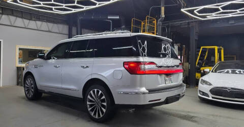 2019 Lincoln Navigator Select