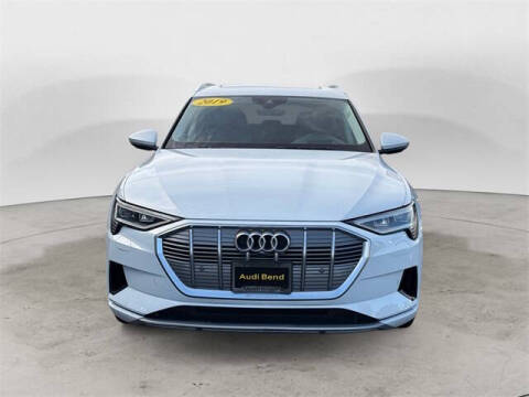 2019 Audi e-tron quattro Prestige