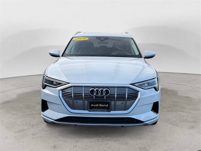 2019 Audi e-tron quattro Prestige