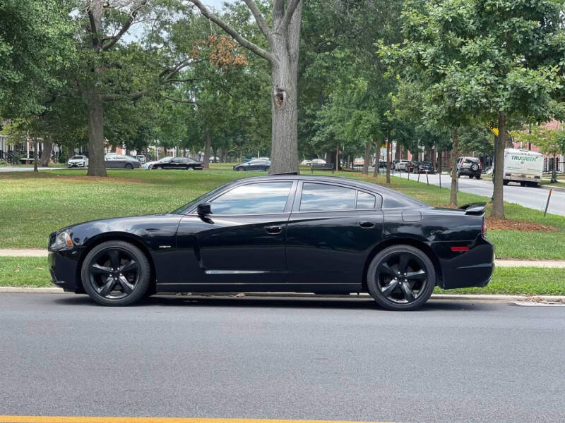 2014 Dodge Charger for sale at Glacier Auto Sales in Wilmington DE