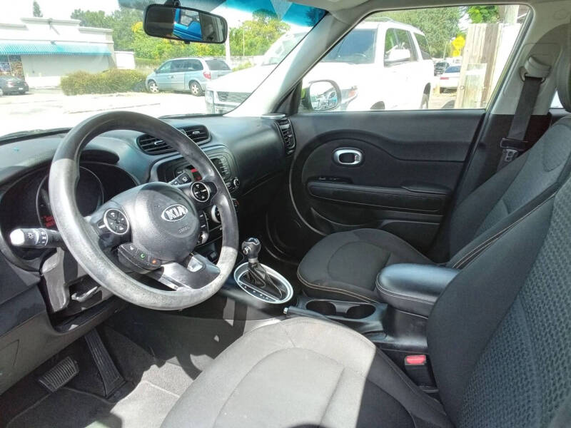 2014 Kia Soul +