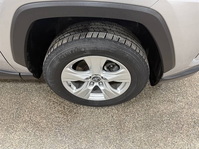 2019 Toyota RAV4 Hybrid LE