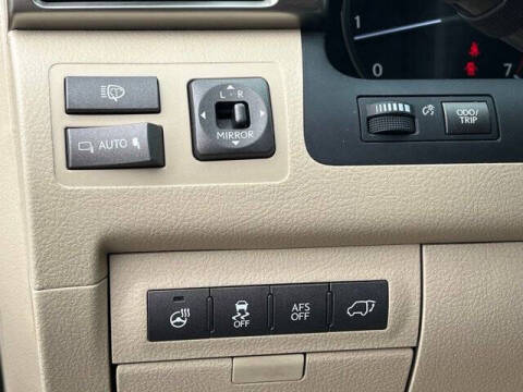 2013 Lexus LX 570